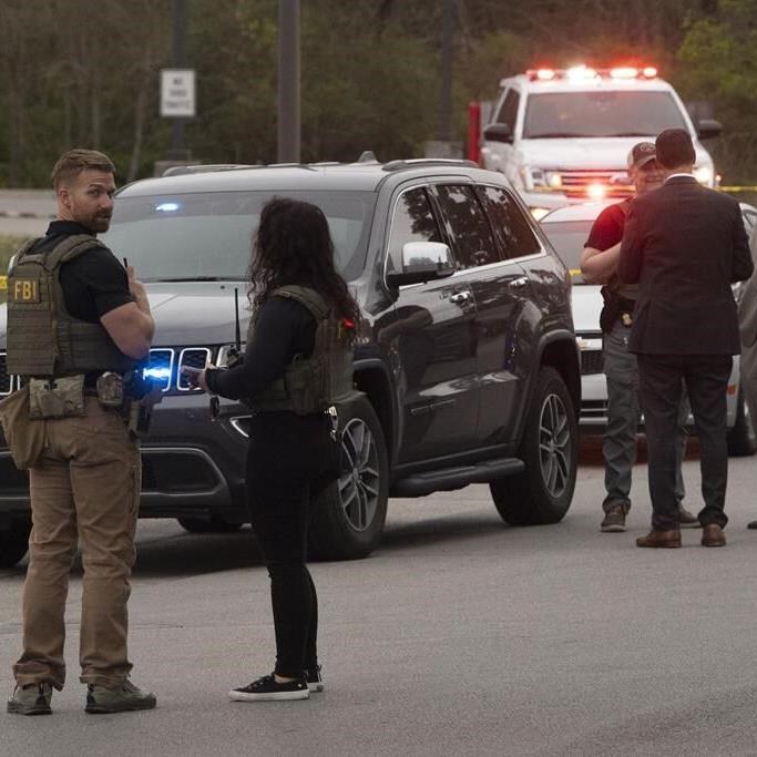 Death of former governor's aide brings FBI manhunt to end